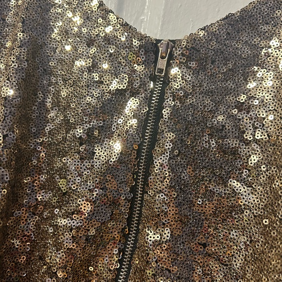 NWT! Sparkly sequin bodysuit - Picture 3 of 4